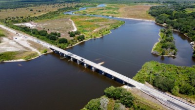 Aerial photograph of Bridge #090016